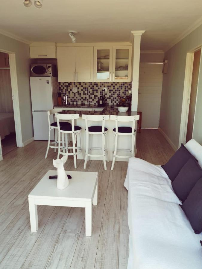 Getaway To Hermanus Beach Club Apartment Exterior photo